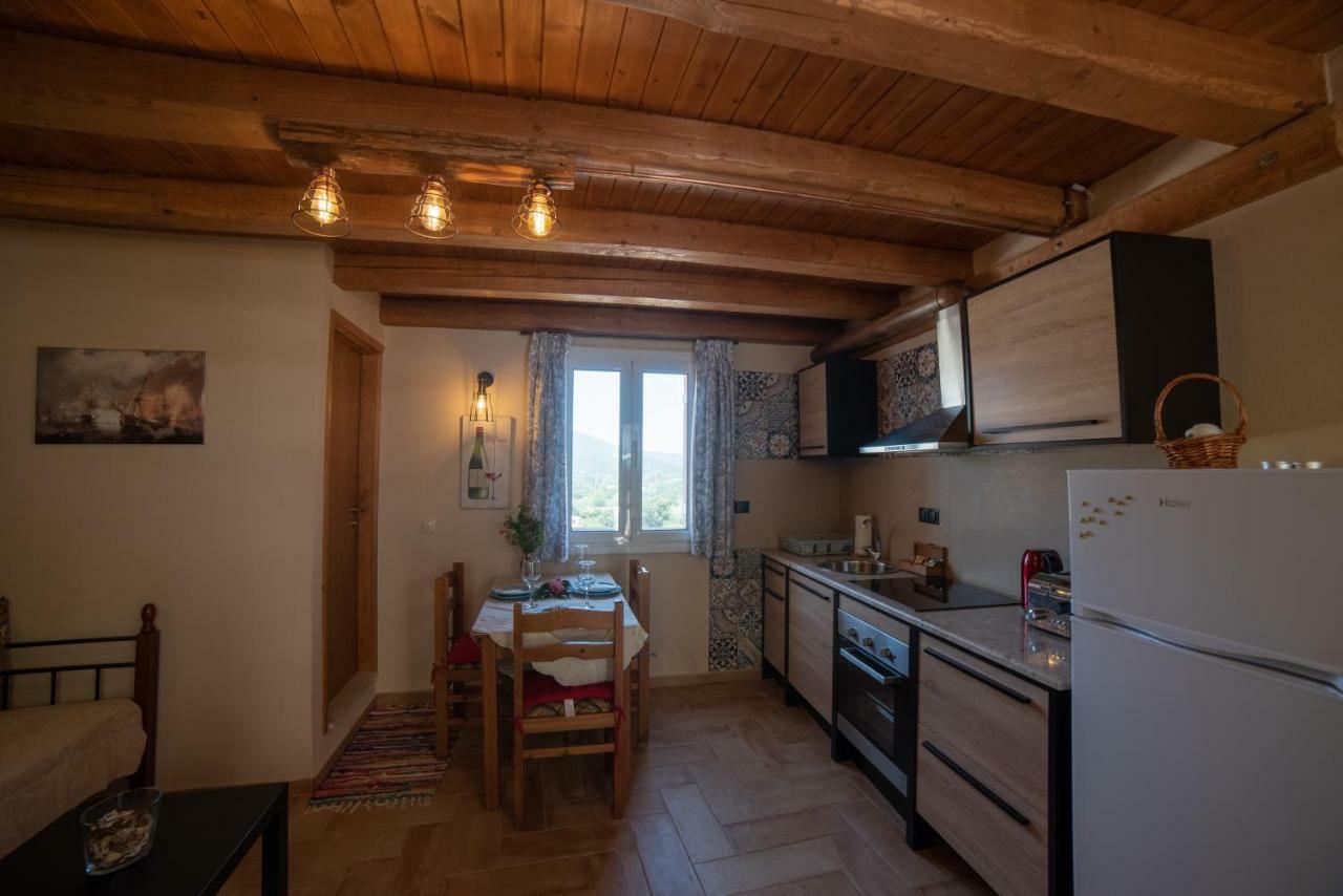 Menecrates Rustic - San Matteo Lejlighed Ágios Matthaíos Eksteriør billede